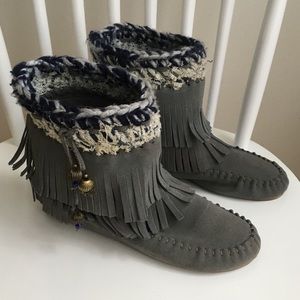Jeffrey Campbell Grey Suede Moccasins